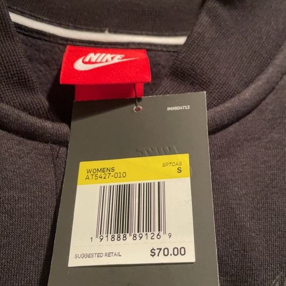 Nike “Air” Women’s Cropped Zippered - Picture 3 of 4